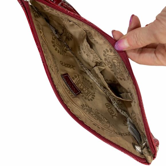 XOXO Red Wristlet Bag, small brocade fabric & vegan Leather clutch purse - Picture 4 of 8
